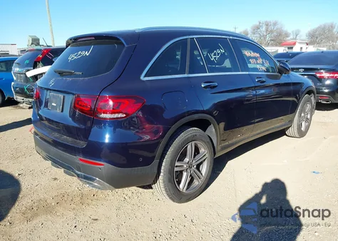 2022 Mercedes-Benz Glc 300 Suv z USA, uszkodzony, nr VIN W1N0G8DB4NG034813